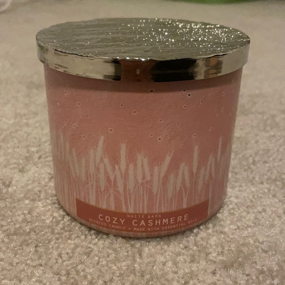Bath and body works candle